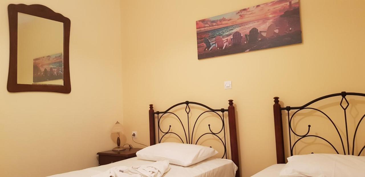 Corfu Glyfada Menigos Beach Apartments Экстерьер фото