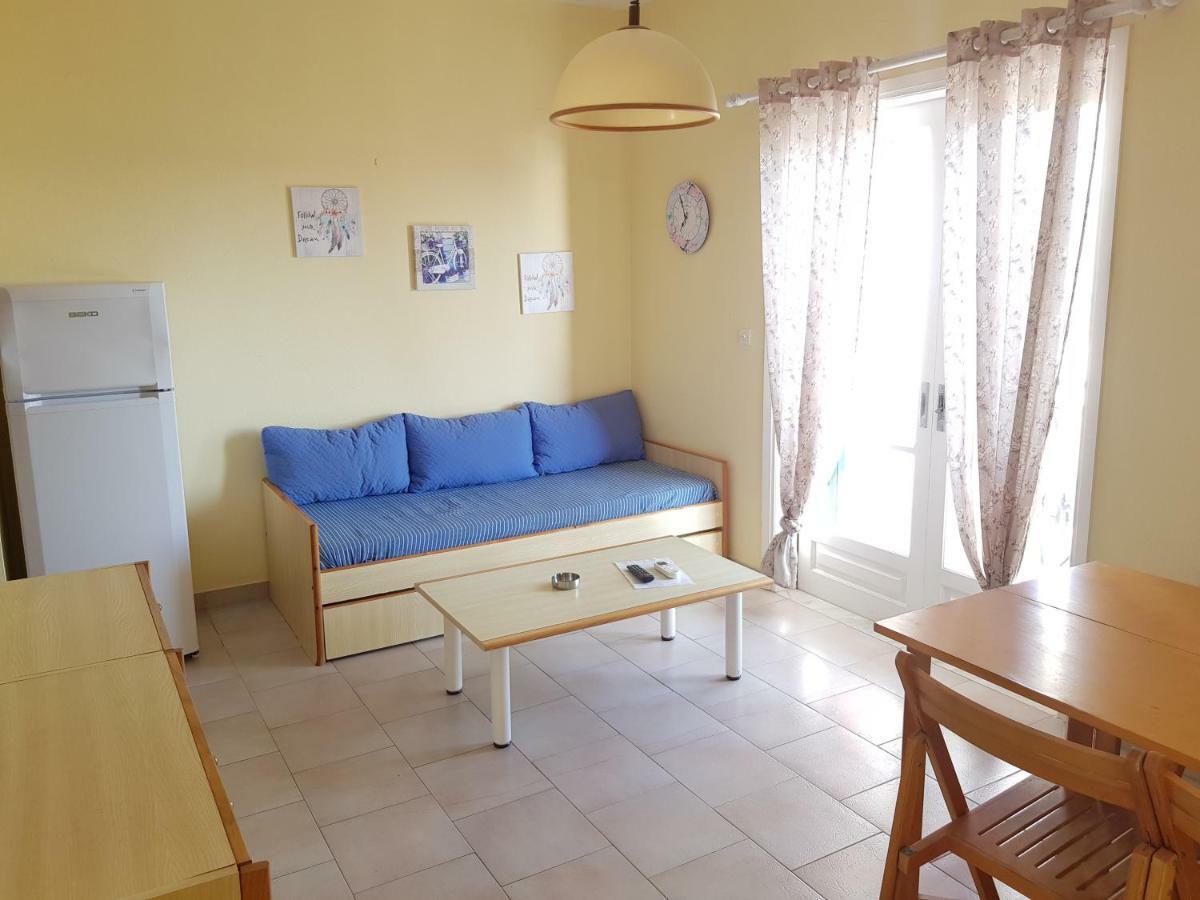 Corfu Glyfada Menigos Beach Apartments Экстерьер фото